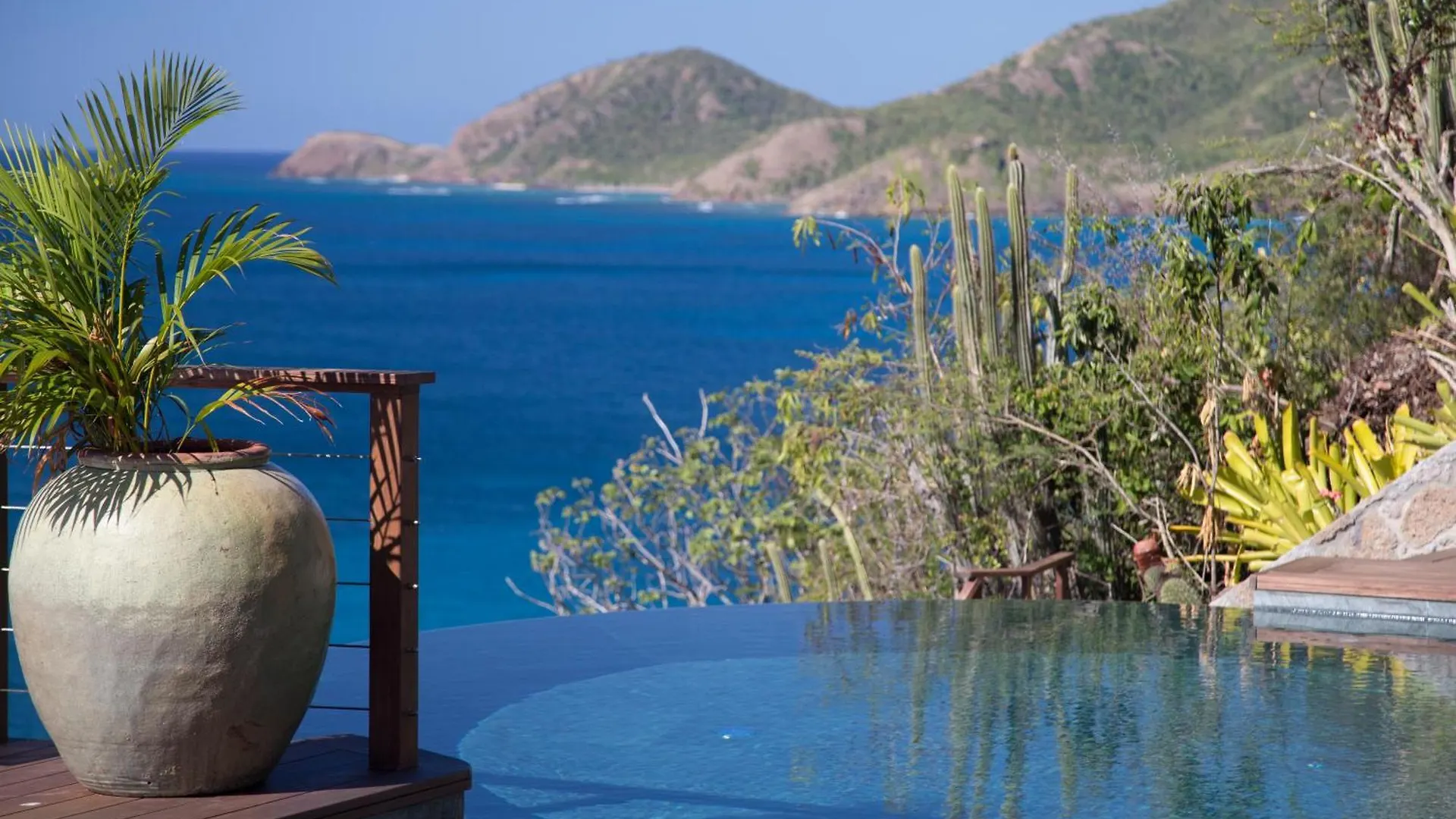 Dolcevita Cliff Private Resort By Klabhouse - Adults Only English Harbour Bed & Breakfast